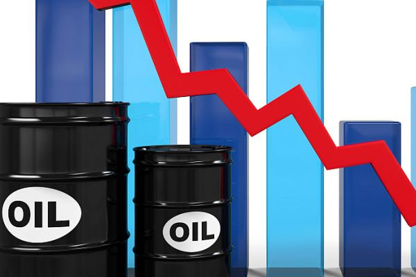 WTI8月原油期货收跌8.93美元，伦敦布伦特原油期货下跌10.73美元
