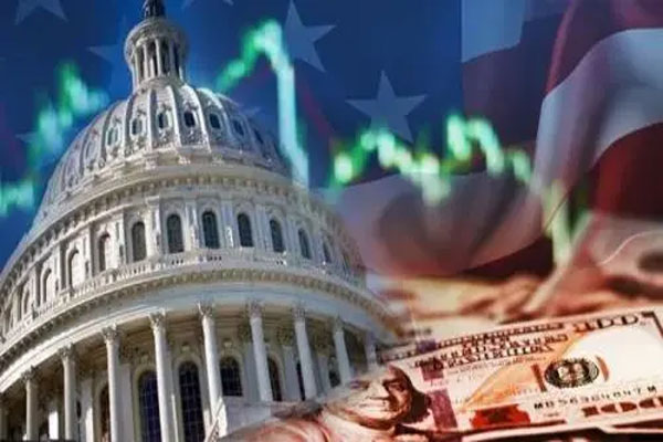 美联储政策利率加速推进到了 3.75%-4%，加息大步快跑追赶通胀