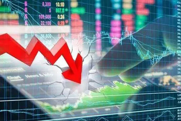 深成指跌0.66%，创业板指跌0.43%