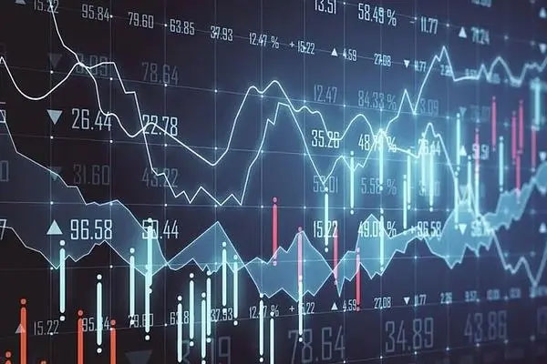 创业板指下挫跌逾1%，沪指跌0.35%
