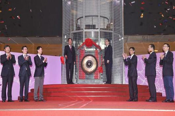 资本市场迎来重要时刻，首批18家企业鸣锣上市