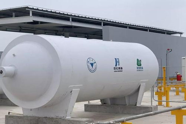 上海市正在研究加氢站布局专项规划，预计2025年规划加氢站78座