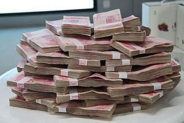 教材一年浪费200个亿，“教材循环制度”再次进入大众视野