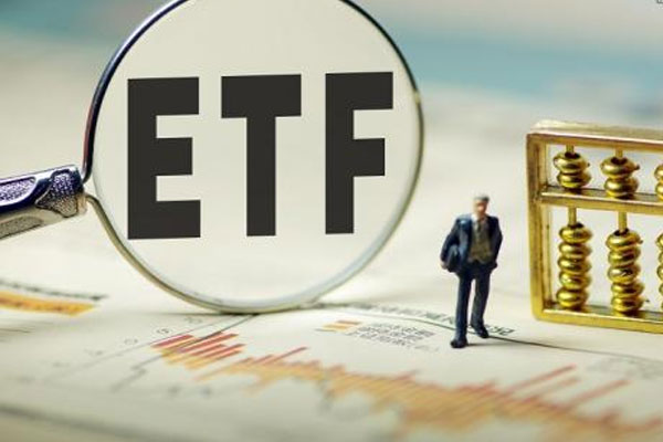 股票ETF市场规模同步萎缩，资金整体上仍是“越跌越买”