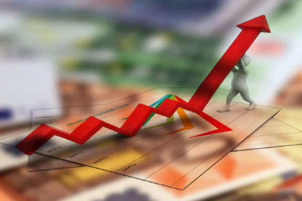5月份新基金发行市场明显升温，公募可入市资金近9000亿元
