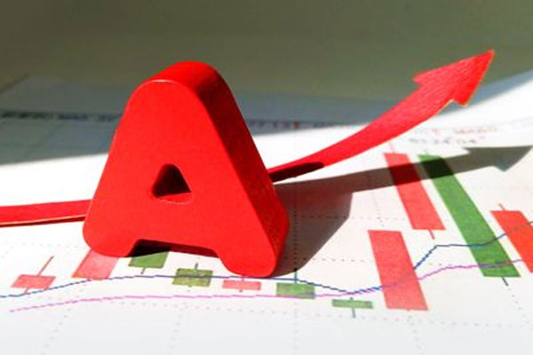 美国三大股指收盘普涨，标普500指数涨0.14%