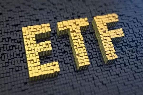 半导体ETF单日涨幅超4.5%，芯片ETF领涨股票ETF涨幅榜