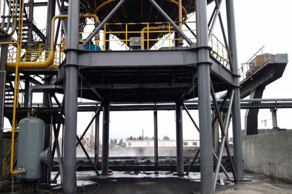 国内水泥整体需求有所下降，基建投资增速 7.8%
