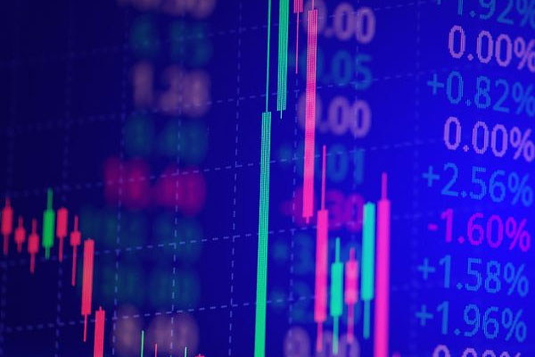 国内期货夜盘开盘多数下跌，焦煤跌超10%