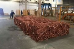 金、银、铜原材料价格持续攀高，LED器件核心部件成本提高