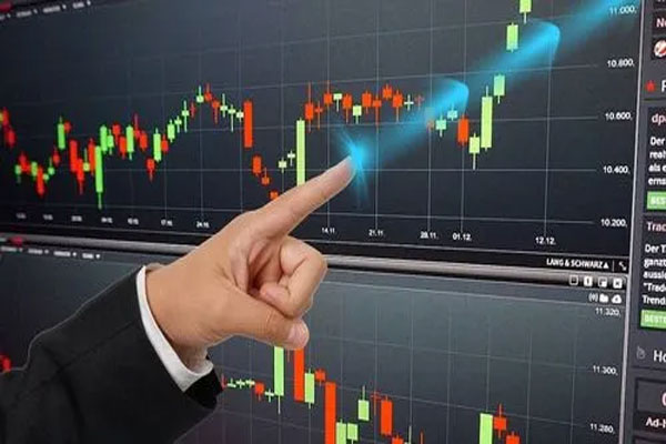 A股三大指数集体高开，创业板指高开0.19%
